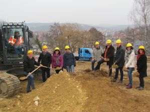 Spatenstich mit Bürgermeister Moser und Verantwortlichen  - 22.01.2019 - (Urheberrecht Hegaukurier Engen)