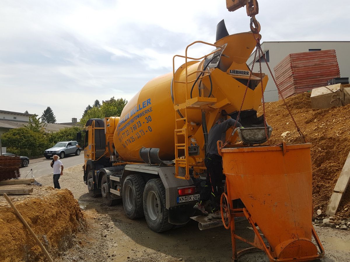 Wohnanlage Hewenblick - Anlieferung Beton - 17.05.2019